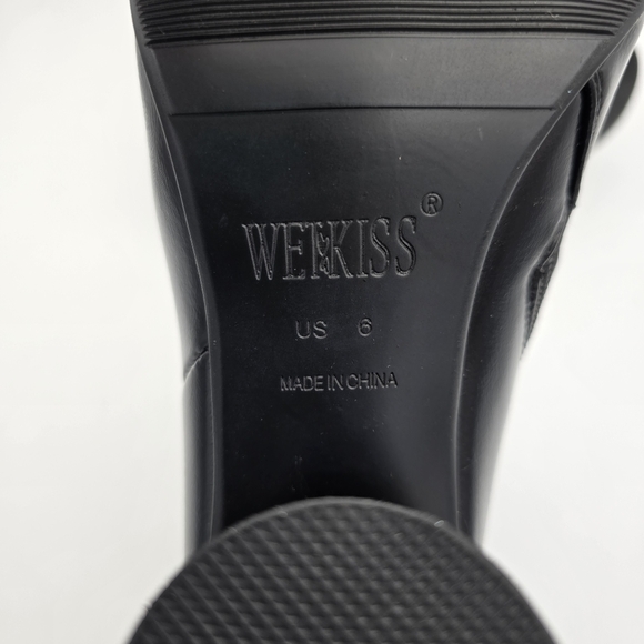 Like-new WetKiss Black Patent Block Heel Round Toe Ankle Booties, Women's Size 6 - Picture 15 of 16